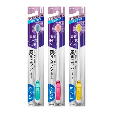 Kao Pyuora Toothbrush Thin Compact Soft, 1 piece